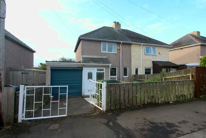 2 Bedroom Semi-Detached House To Rent In Burnhills Gardens, Greenside, Ryton, NE40