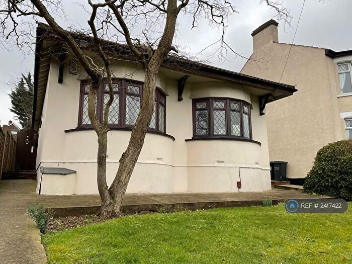 5 Bedroom Detached House To Rent In Wrotham Road, Gravesend, DA11