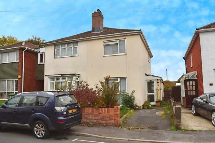 3 Bedroom Semi-Detached House For Sale In Kent Road, St Denys, Southampton, SO17
