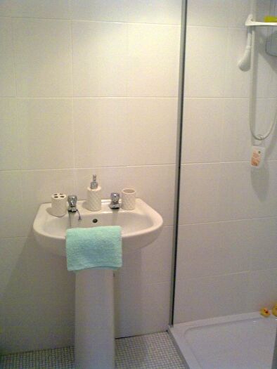1 Bedroom Flat To Rent In Gardner Street, Partick, Glasgow, Lanarkshire, G11