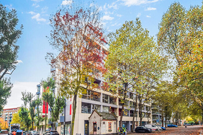 2 Bedroom Apartment For Sale In Rope Street, Rotherhithe, SE16