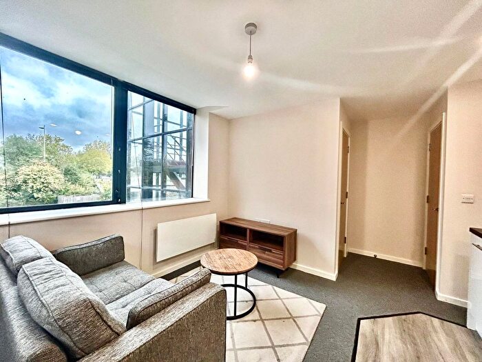 1 Bedroom Flat To Rent In Balmoral House, Windsor Street, Salford, M5