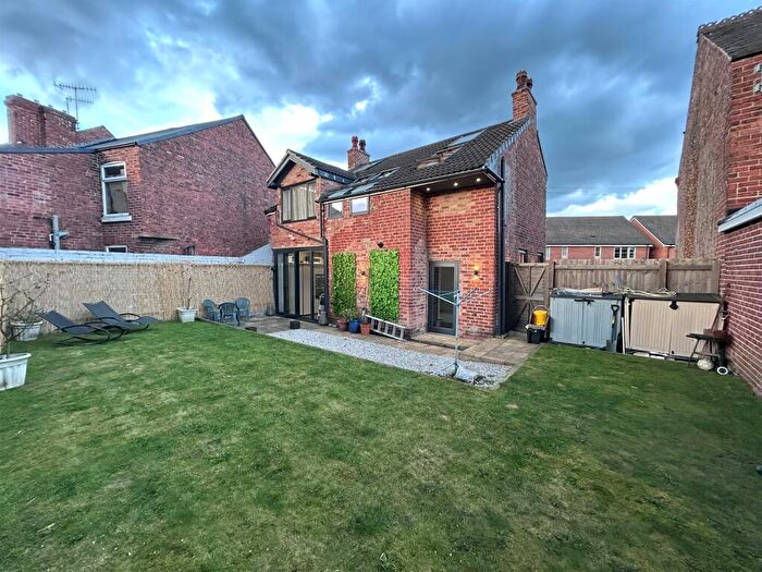 4 Bedroom Detached House For Sale In Cromford Road, Langley Mill, Nottingham, NG16