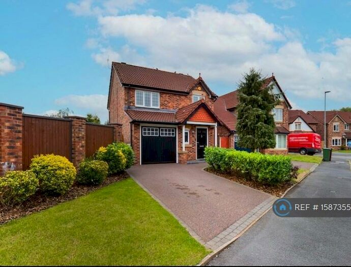 3 Bedroom Detached House To Rent In Ash Tree Avenue, Droylsden, Manchester, M43