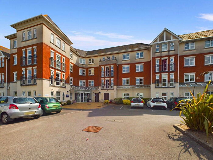 2 Bedroom Retirement Property For Sale In Rotary Lodge, , St. Botolphs Road, Worthing, BN11