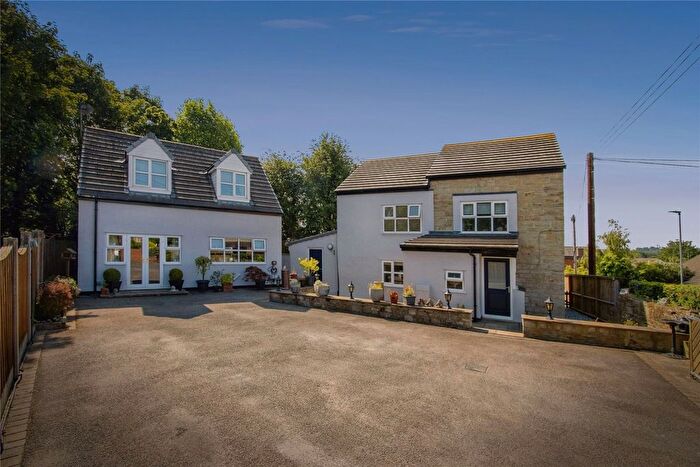 3 Bedroom Detached House For Sale In Long Causeway, Stanley, Wakefield, West Yorkshire, WF3