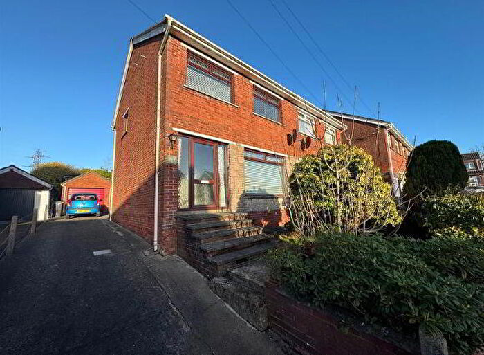 3 Bedroom Semi-Detached House For Sale In Carwood Drive, Newtownabbey, BT36