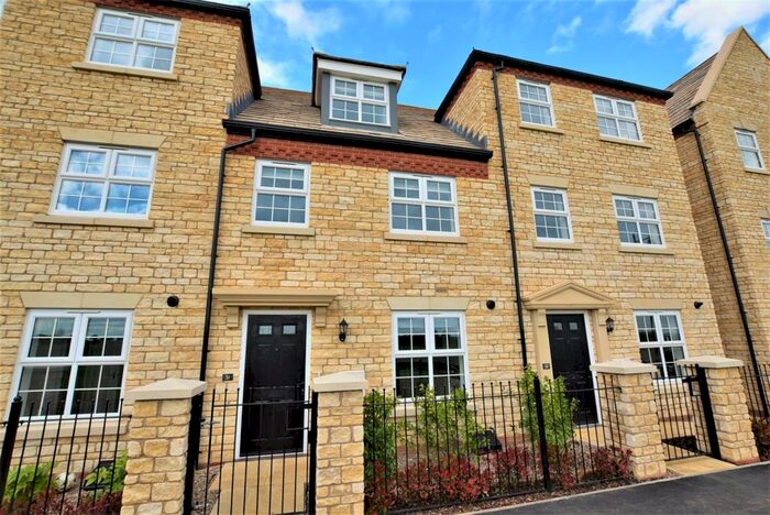 3 Bedroom Terraced House To Rent In Langton Walk, Stamford, PE9