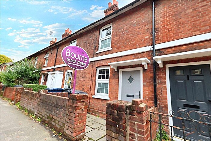 3 Bedroom Terraced House To Rent In St. Marys Place, East Street, Farnham, Surrey, GU9