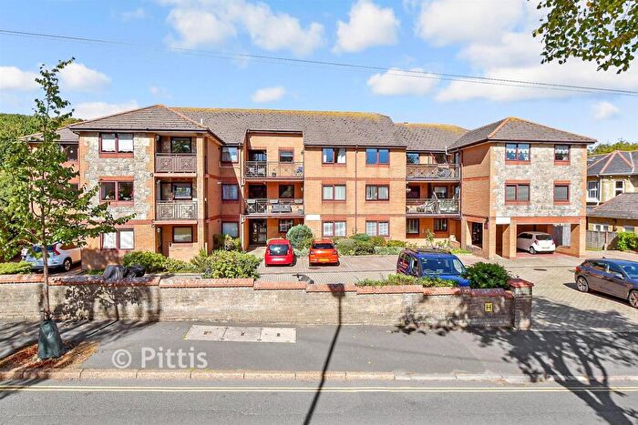 2 Bedroom Apartment For Sale In Victoria Avenue, Shanklin, Isle Of Wight, PO37