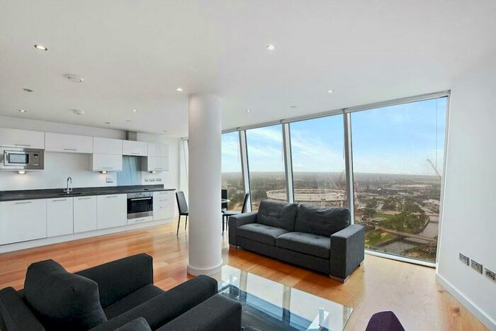 2 Bedroom Apartment To Rent In High Street, London, E15