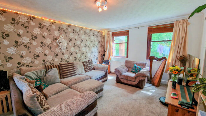 2 Bedroom Apartment For Sale In Millside Terrace, Aberdeen, Aberdeen City, AB14