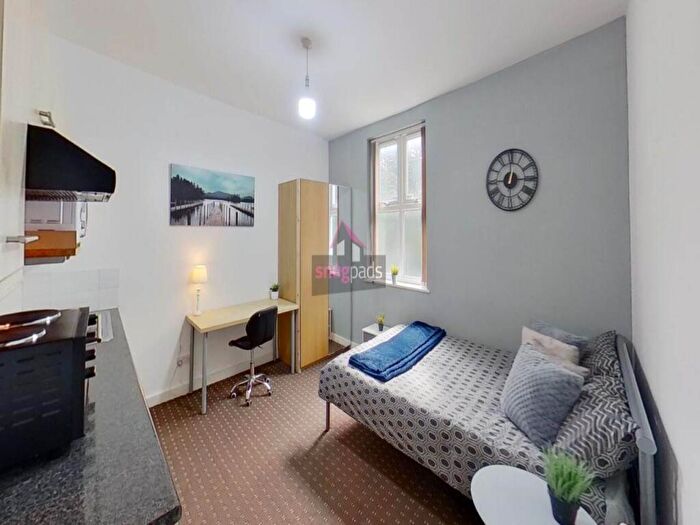 Studio To Rent In Barrfield Road, Salford, M6