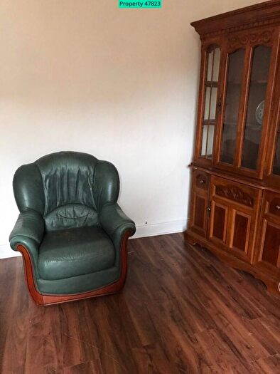 2 Bedroom Flat To Rent In Whitehall Road, Gateshead, NE8