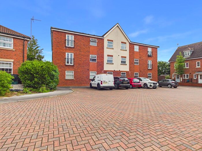 2 Bedroom Apartment For Sale In Paton Court, Calverton, Nottingham, NG14