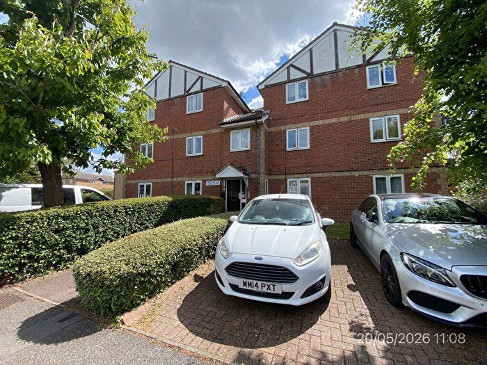 2 Bedroom Flat To Rent In Maplin Park, SL3