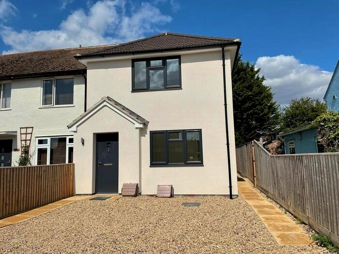 1 Bedroom Flat To Rent In Abbott Road, Didcot, OX11