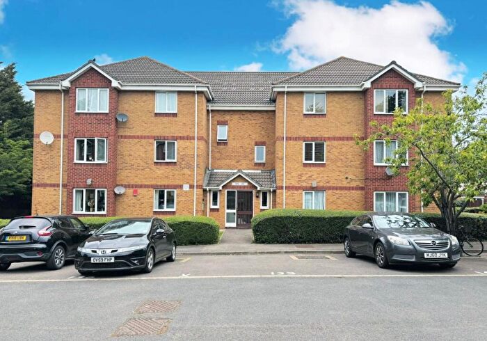 1 Bedroom Flat For Sale In Franklin Way, Croydon, Surrey, CR0