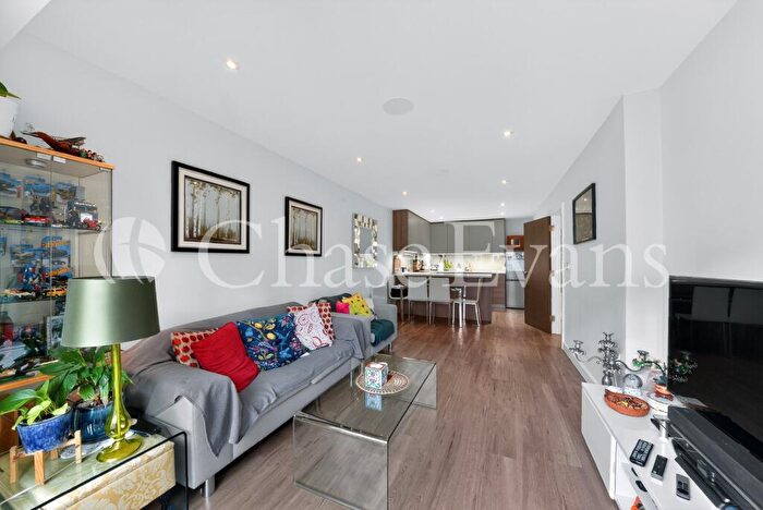 1 Bedroom Flat For Sale In Constantine House, Boulevard Drive, Colindale, London, NW9