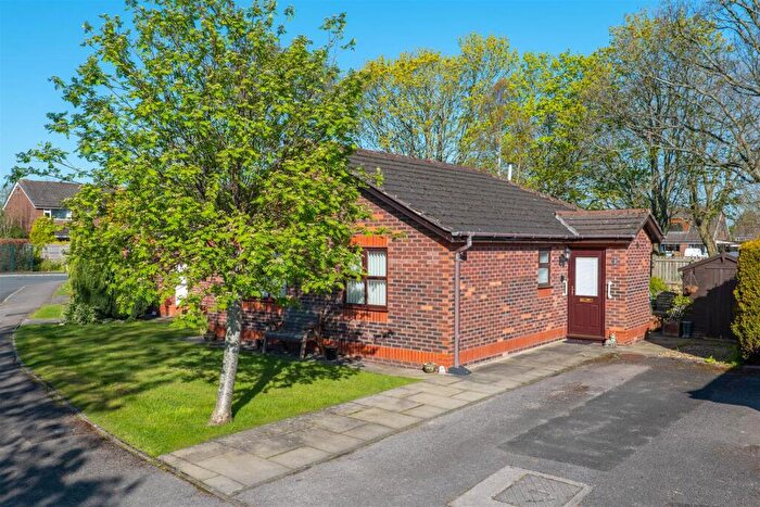 2 Bedroom Semi-Detached Bungalow For Sale In Crownlee, Penwortham, Preston, PR1