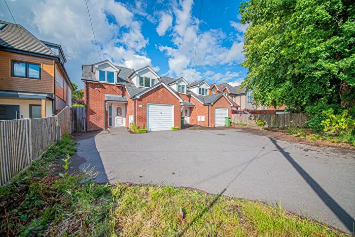4 Bedroom Detached House For Sale In Fair Oak Road, Eastleigh, SO50