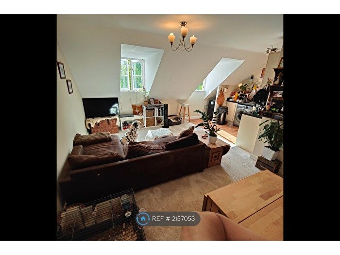 1 Bedroom Flat To Rent In Benbow Quay, Shrewsbury, SY1