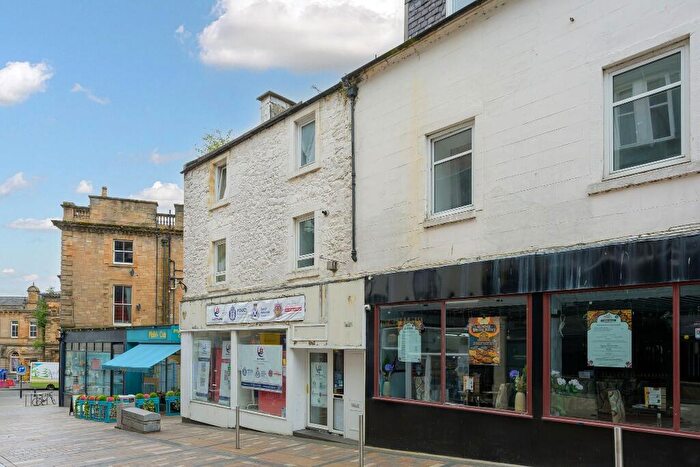 2 Bedroom Flat To Rent In Friars Street, Stirling Town, Stirling, FK8