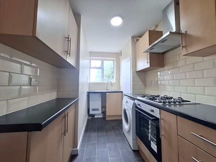 2 Bedroom Flat To Rent In Byron Road, Harrow, HA1