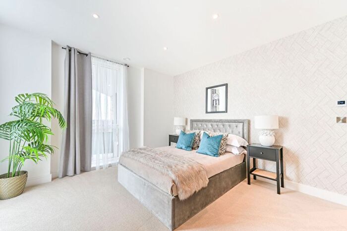 1 Bedroom Flat For Sale In Bookbinder Point, Acton, London, W3
