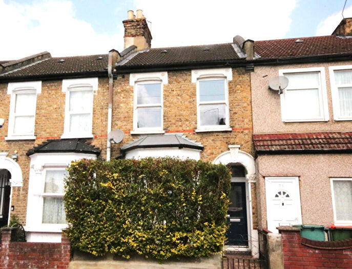 2 Bedroom Terraced House To Rent In Patrick Road, E13