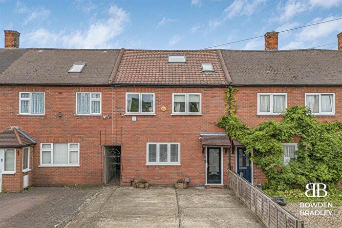 2 Bedroom Terraced House For Sale In Manford Way, Chigwell, IG7