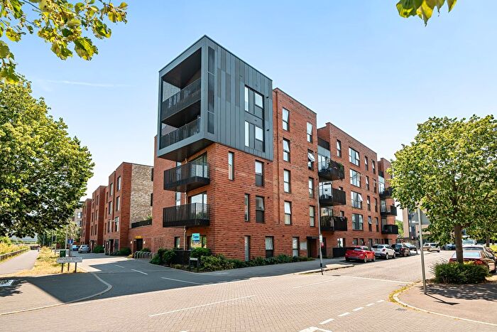 2 Bedroom Flat For Sale In Hering Road, Cambridge, CB2