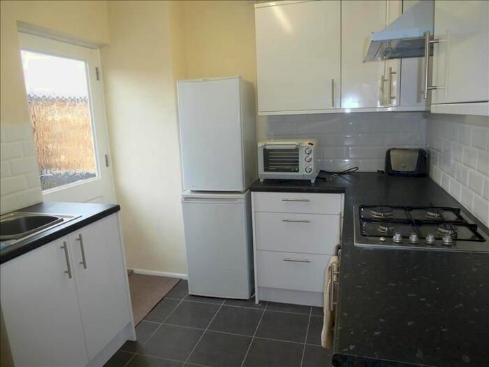 1 Bedroom Flat To Rent In Bridge Street, Hemel Hempstead, HP1