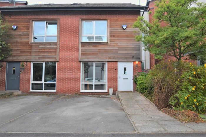 2 Bedroom Semi-Detached House To Rent In Georgia Avenue, West Didsbury, Didsbury, Manchester, M20