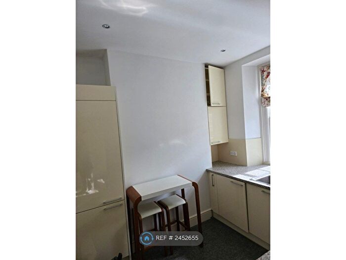 1 Bedroom Maisonette To Rent In Ponsonby Place, London, SW1P