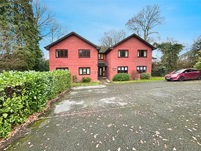 1 Bedroom Apartment For Sale In Minley Grove, Minley Road, Fleet, GU51