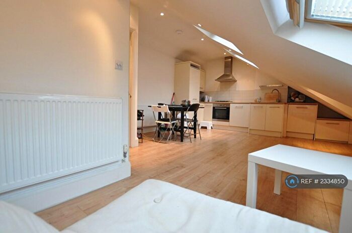 1 Bedroom Flat To Rent In East End Road, London, N2