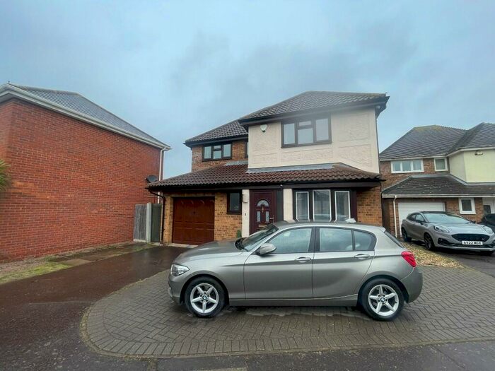 4 Bedroom Detached House To Rent In Rowarth Avenue, IP5