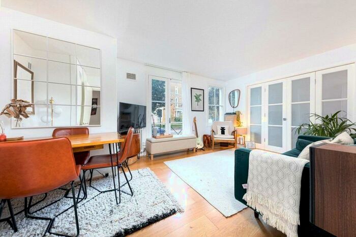 1 Bedroom Flat To Rent In Mulberry Court, Highbury Hill, Islington, London, N5