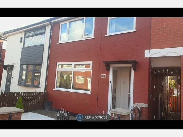 2 Bedroom Semi-Detached House To Rent In Cordingley Avenue, Droylsden, Manchester, M43
