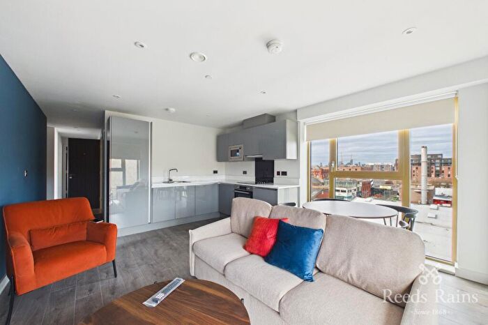 2 Bedroom Apartment To Rent In Brassey Street, Liverpool, L8