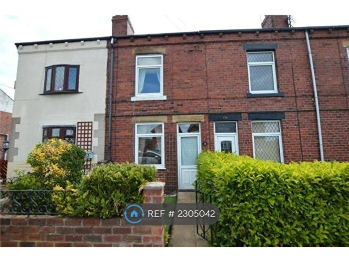 3 Bedroom Terraced House To Rent In Lower Mickletown, Methley, Leeds, LS26