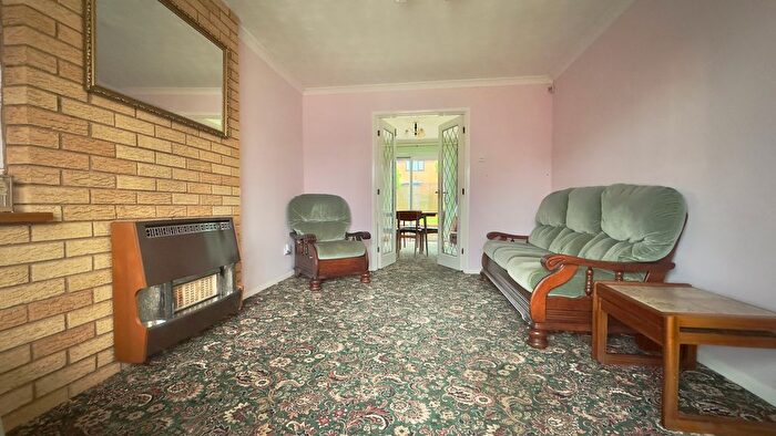 3 Bedroom Detached House For Sale In Cornwallis Avenue, Worle, Weston-Super-Mare, BS22