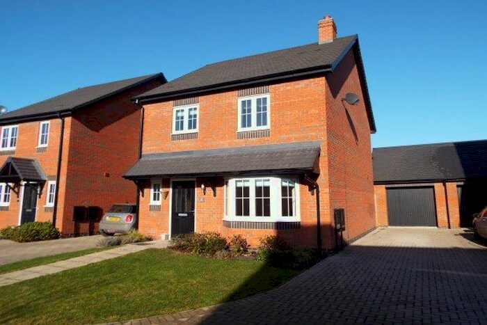 3 Bedroom Semi-Detached House To Rent In Campion Way, Uttoxeter, ST14