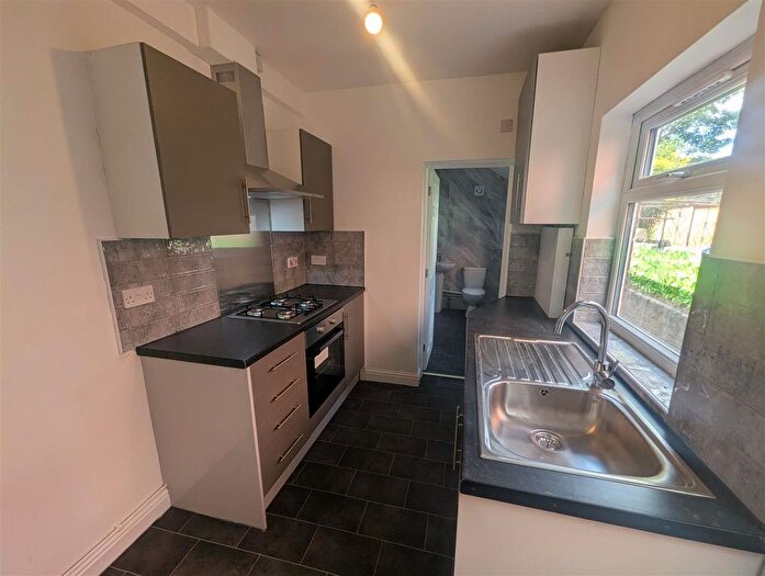 3 Bedroom Terraced House To Rent In May Street, Walsall, WS3