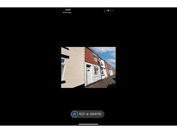 2 Bedroom Terraced House To Rent In Stamford Street, Grantham, NG31