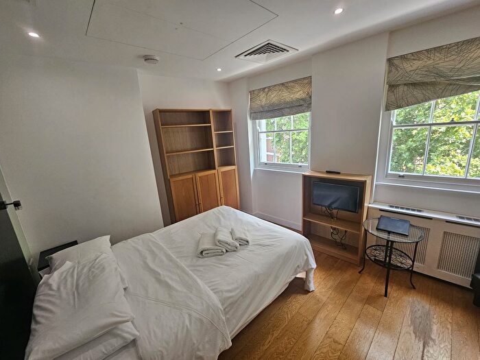 Studio To Rent In Cartwright Gardens, Bloomsbury, WC1H