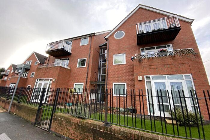 2 Bedroom Apartment To Rent In Brook Chase Mews, Chilwell, NG9