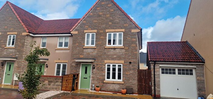 3 Bedroom Property To Rent In Angelica Drive, Emersons Green, Bristol, BS16
