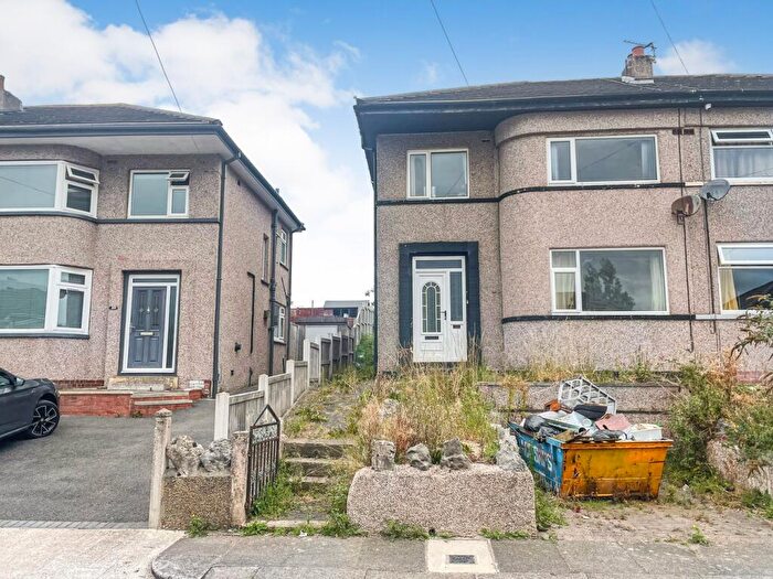 3 Bedroom Semi-Detached House For Sale In Pennine View, Morecambe, LA4